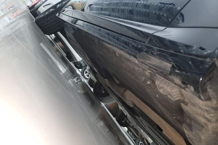 Used BMW X3 2023 xDrive25i M Sport Package Right Side Sill