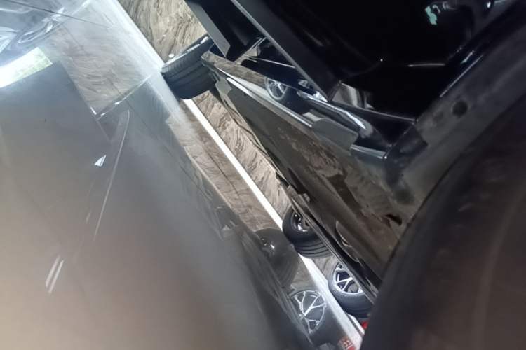 Used BMW X3 2023 xDrive25i M Sport Package Right Side Sill