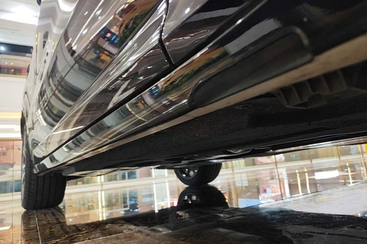 Used BMW X3 2023 Restyled xDrive30i Leading Edition M Night Sky Package Right Side Sill