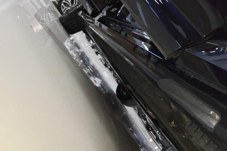Used BMW X3 2023 xDrive25i M Sport Package Right Side Sill