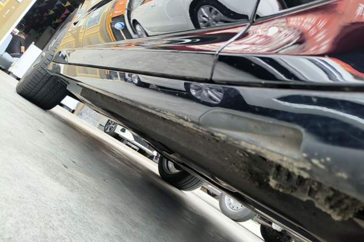 Used BMW X3 2023 Restyled xDrive30i Leading Edition M Night Sky Package Right Side Sill