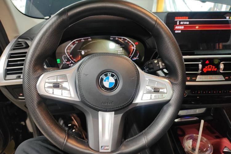 Used BMW X3 2023 xDrive25i M Sport Package Steering Wheel