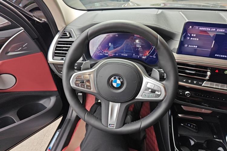 Used BMW X3 2023 xDrive30i Luxury Edition M Night Sky Package Steering Wheel