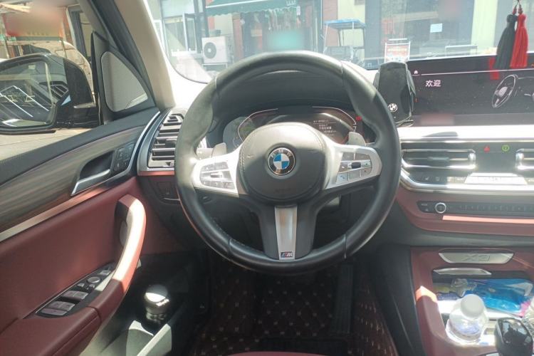 Used BMW X3 2023 Restyled xDrive30i Leading Edition M Night Sky Package Steering Wheel