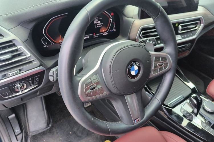 Used BMW X3 2023 xDrive30i Leading Model M Night Edition Package Steering Wheel