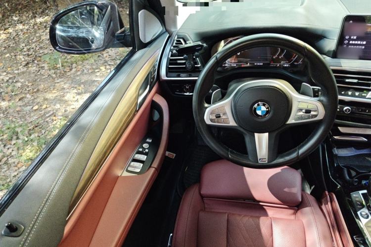 Used BMW X3 2023 Restyled xDrive30i Leading Edition M Night Sky Package Steering Wheel