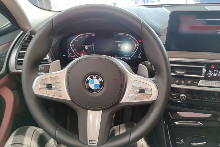 Used BMW X3 2023 Restyled xDrive30i Leading Edition M Night Sky Package Steering Wheel