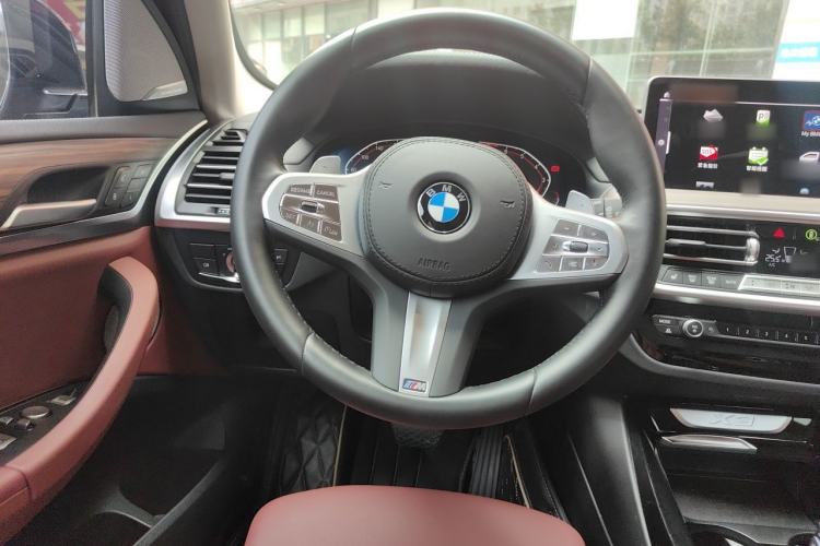Used BMW X3 2023 Restyled xDrive30i Leading Edition M Night Sky Package Steering Wheel