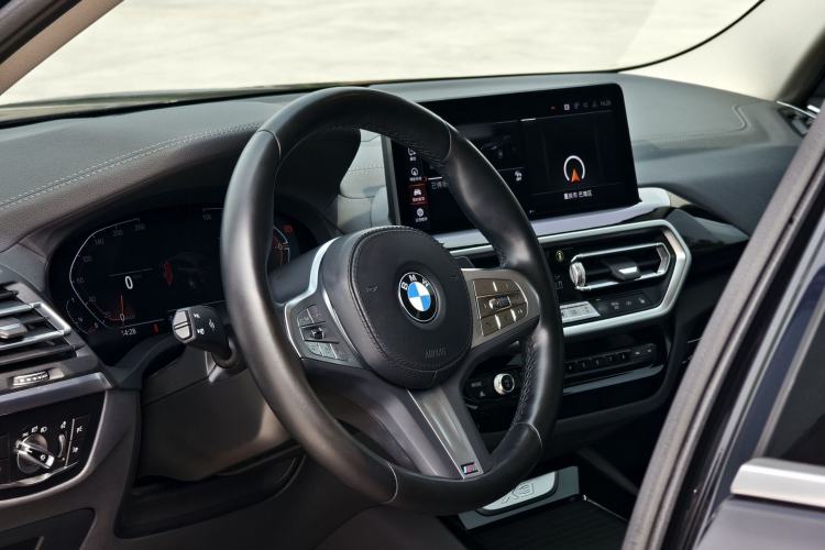 Used BMW X3 2023 xDrive25i M Sport Package Steering Wheel