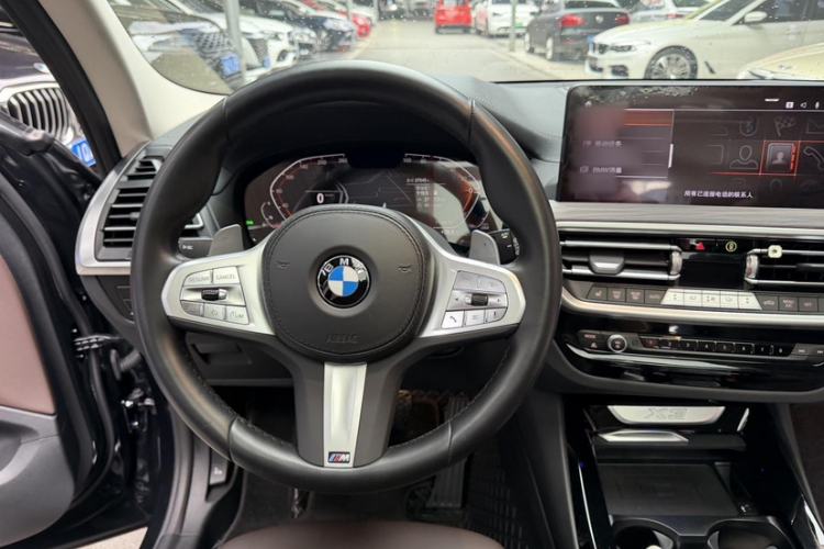 Used BMW X3 2023 Restyled xDrive30i Leading Edition M Night Sky Package Steering Wheel