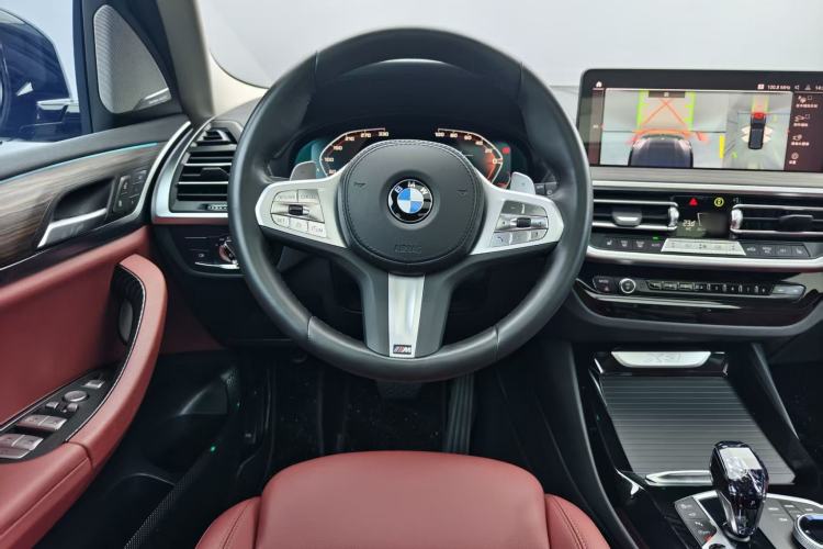 Used BMW X3 2023 Restyled xDrive30i Leading Edition M Night Sky Package Steering Wheel
