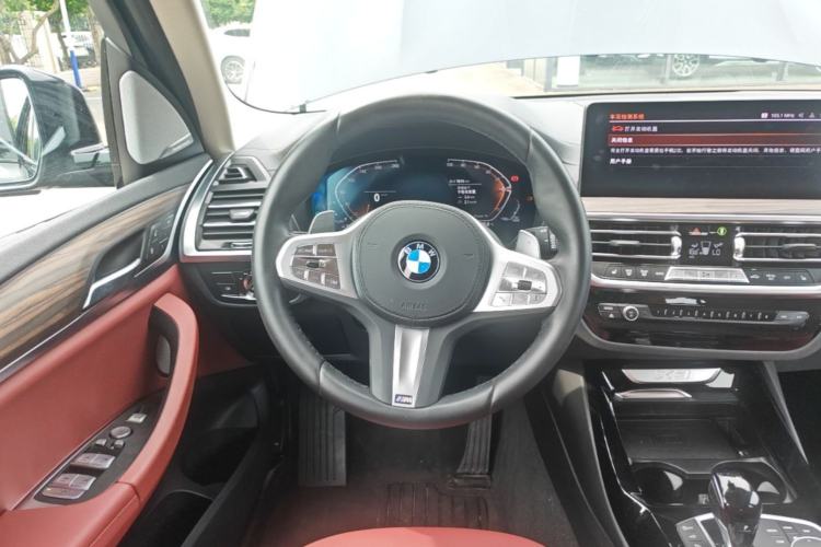Used BMW X3 2023 Restyled xDrive30i Leading Edition M Night Sky Package Steering Wheel