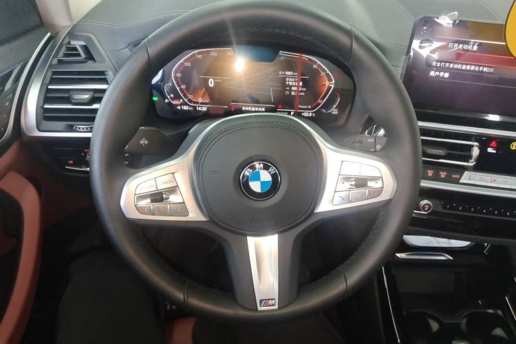 Used BMW X3 2023 xDrive25i M Sport Package Steering Wheel