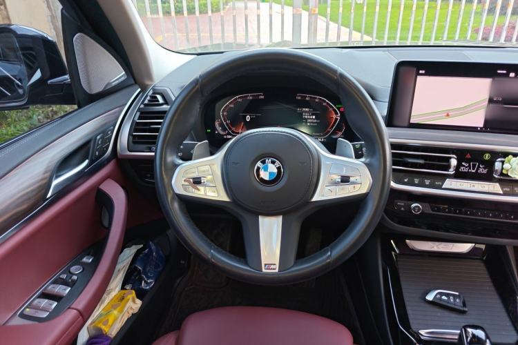 Used BMW X3 2023 xDrive30i Leading Model M Night Edition Package Steering Wheel