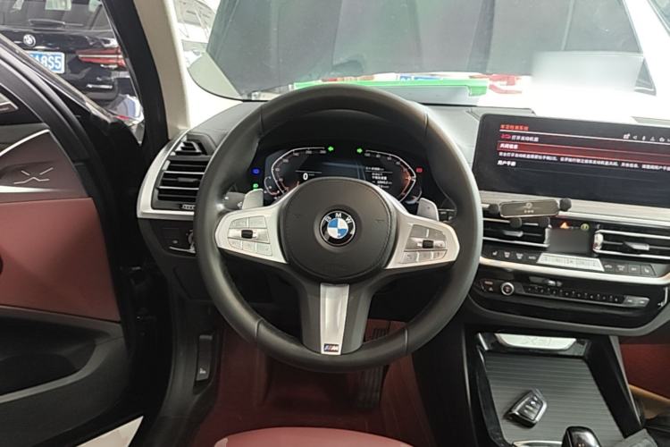 Used BMW X3 2023 Restyled xDrive30i Leading Edition M Night Sky Package Steering Wheel