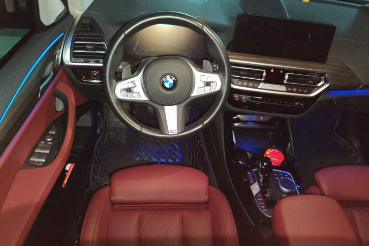 Used BMW X3 2023 Restyled xDrive30i Leading Edition M Night Sky Package Steering Wheel