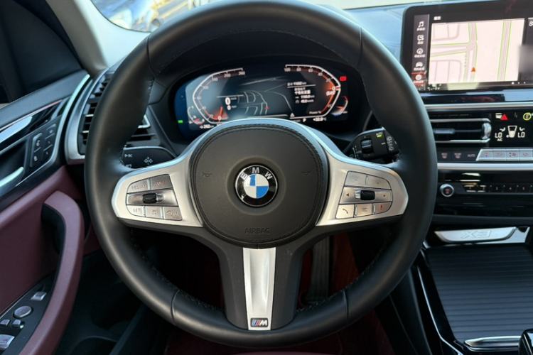 Used BMW X3 2023 xDrive25i M Sport Package Steering Wheel
