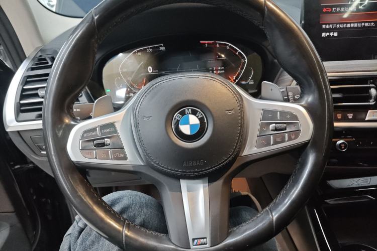 Used BMW X3 2023 Restyled xDrive30i Leading Edition M Night Sky Package Steering Wheel