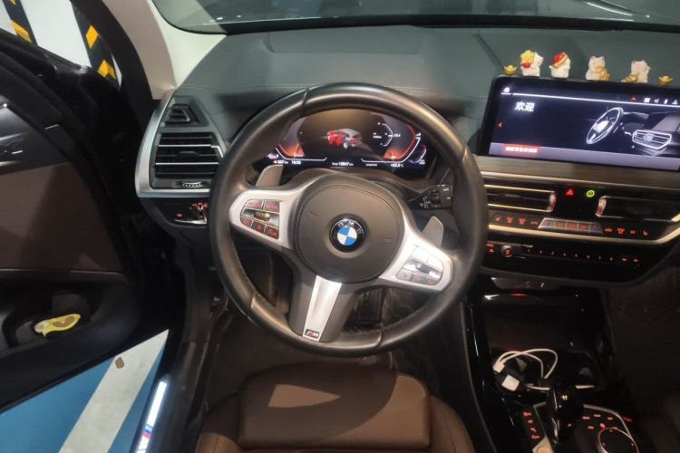 Used BMW X3 2023 xDrive30i Leading Model M Night Edition Package Steering Wheel