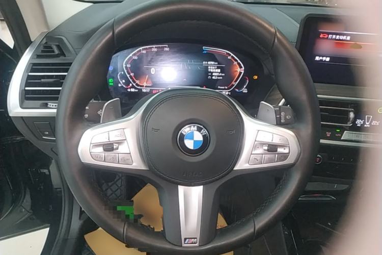 Used BMW X3 2023 Restyled xDrive30i Leading Edition M Night Sky Package Steering Wheel