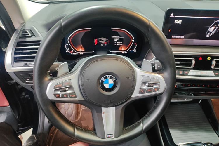 Used BMW X3 2023 Restyled xDrive30i Leading Edition M Night Sky Package Steering Wheel