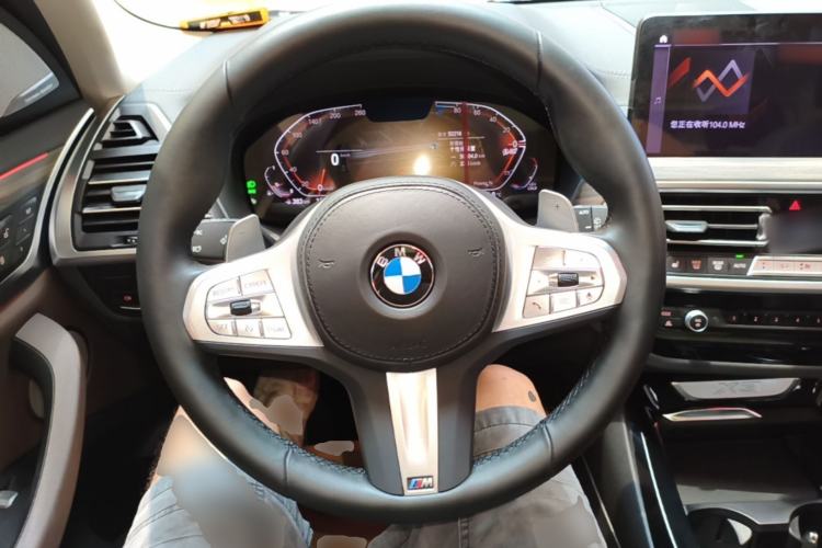 Used BMW X3 2023 Restyled xDrive30i Leading Edition M Night Sky Package Steering Wheel