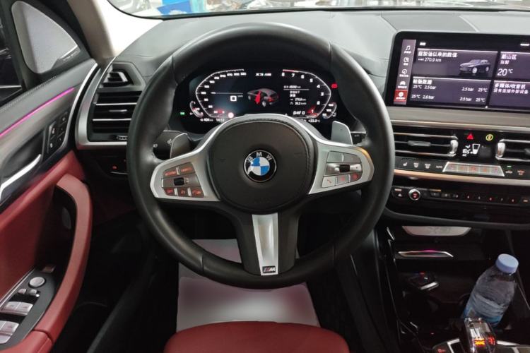Used BMW X3 2023 Restyled xDrive30i Leading Edition M Night Sky Package Steering Wheel