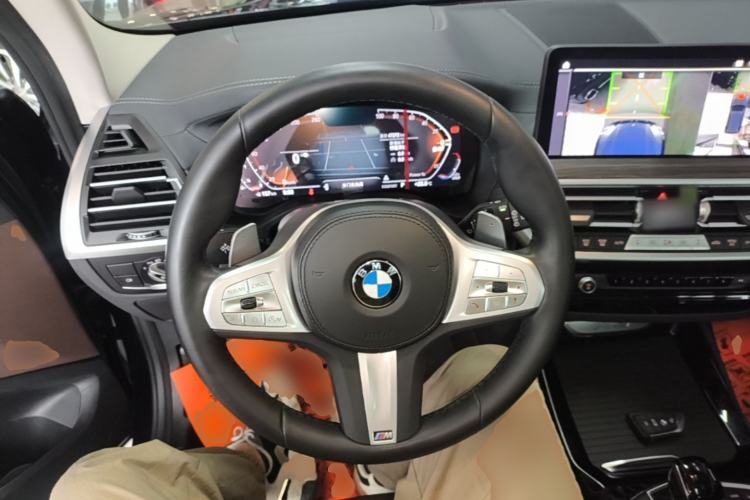 Used BMW X3 2023 Restyled xDrive30i Leading Edition M Night Sky Package Steering Wheel