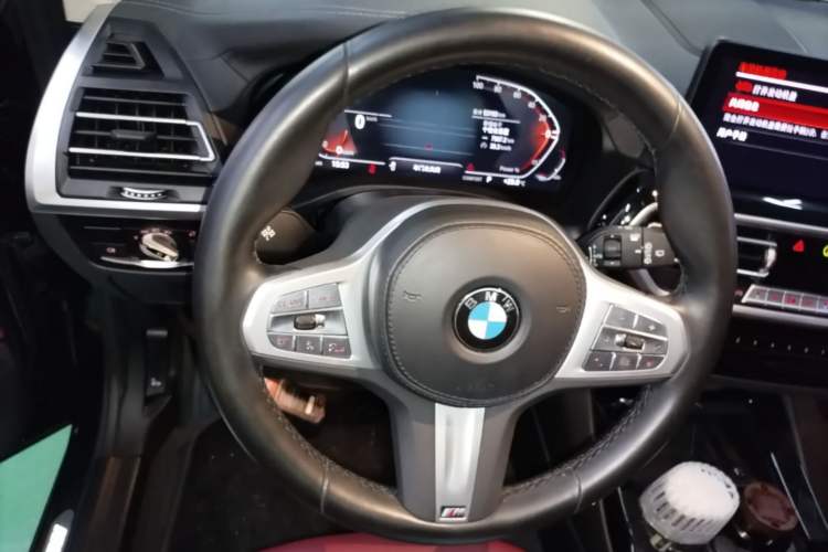 Used BMW X3 2023 xDrive25i M Sport Package Steering Wheel