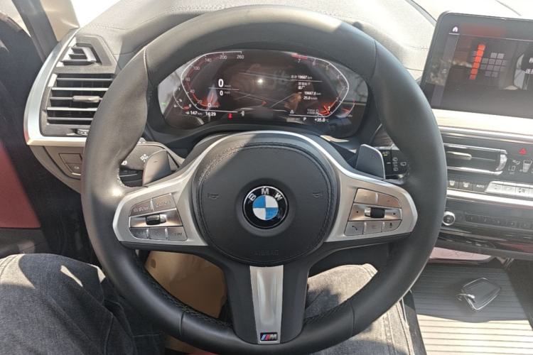 Used BMW X3 2023 Restyled xDrive30i Leading Edition M Night Sky Package Steering Wheel