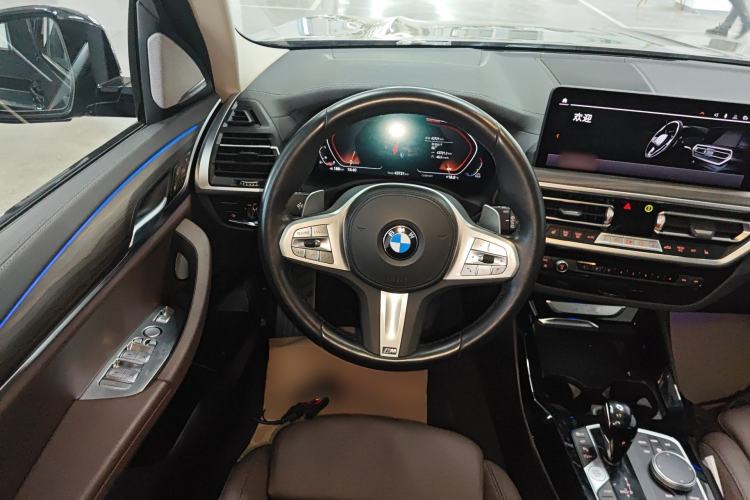 Used BMW X3 2023 Restyled xDrive30i Leading Edition M Night Sky Package Steering Wheel