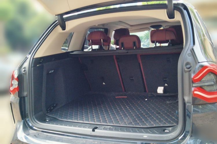 Used BMW X3 2023 xDrive25i M Sport Package Trunk