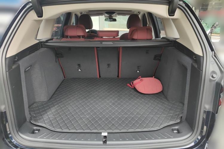 Used BMW X3 2023 Restyled xDrive30i Leading Edition M Night Sky Package Trunk