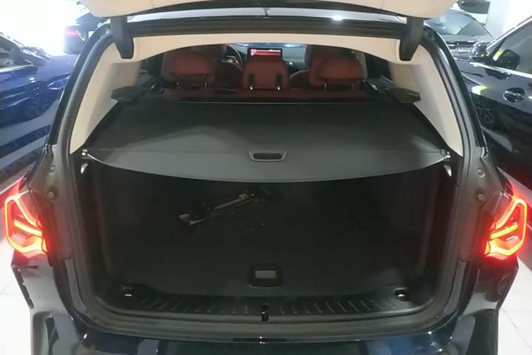 Used BMW X3 2023 xDrive25i M Sport Package Trunk