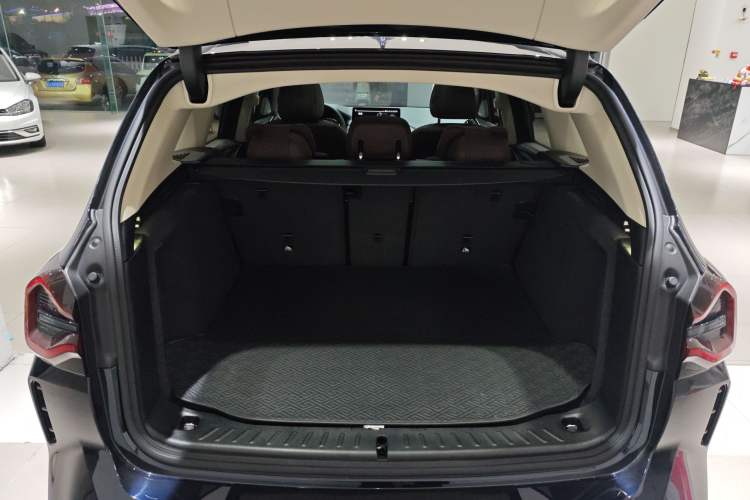 Used BMW X3 2023 Restyled xDrive30i Leading Edition M Night Sky Package Trunk