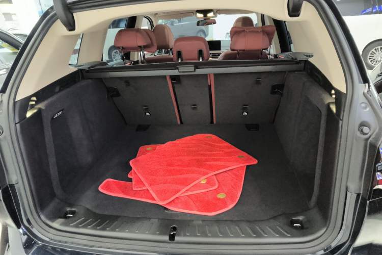 Used BMW X3 2023 xDrive30i Leading Model M Night Edition Package Trunk