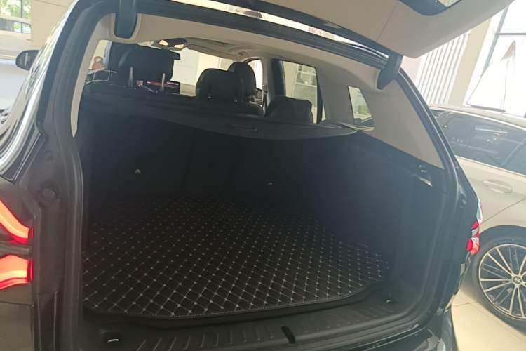 Used BMW X3 2023 Restyled xDrive30i Leading Edition M Night Sky Package Trunk