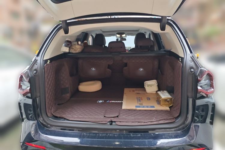 Used BMW X3 2023 xDrive25i M Sport Package Trunk