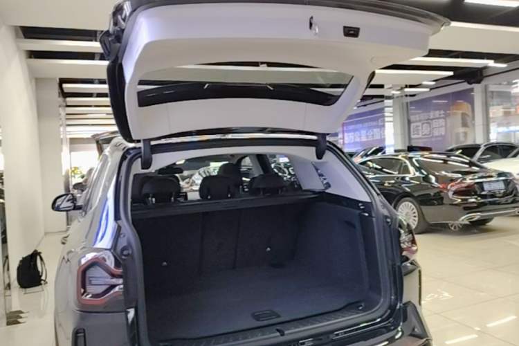 Used BMW X3 2023 xDrive25i M Sport Package Trunk