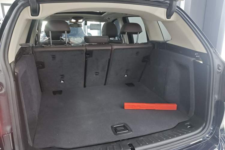 Used BMW X3 2023 Restyled xDrive30i Leading Edition M Night Sky Package Trunk