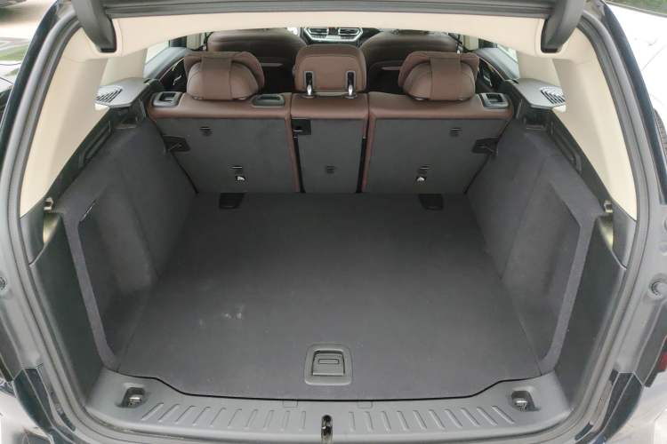 Used BMW X3 2023 xDrive25i M Sport Package Trunk