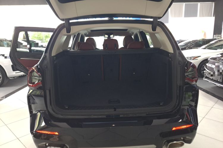 Used BMW X3 2023 xDrive25i M Sport Package Trunk