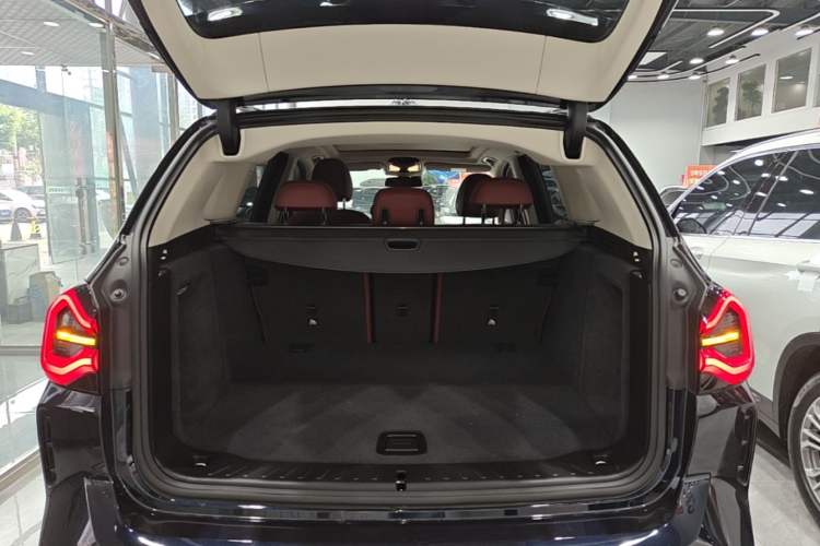 Used BMW X3 2023 xDrive30i Leading Model M Night Edition Package Trunk