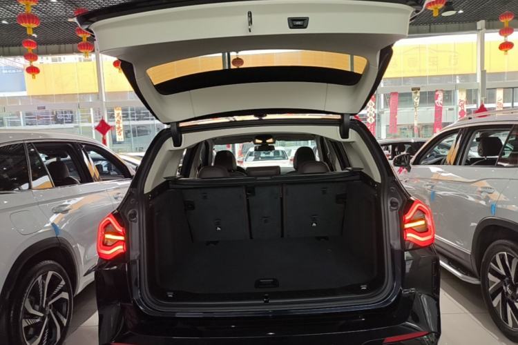 Used BMW X3 2023 xDrive25i M Sport Package Trunk
