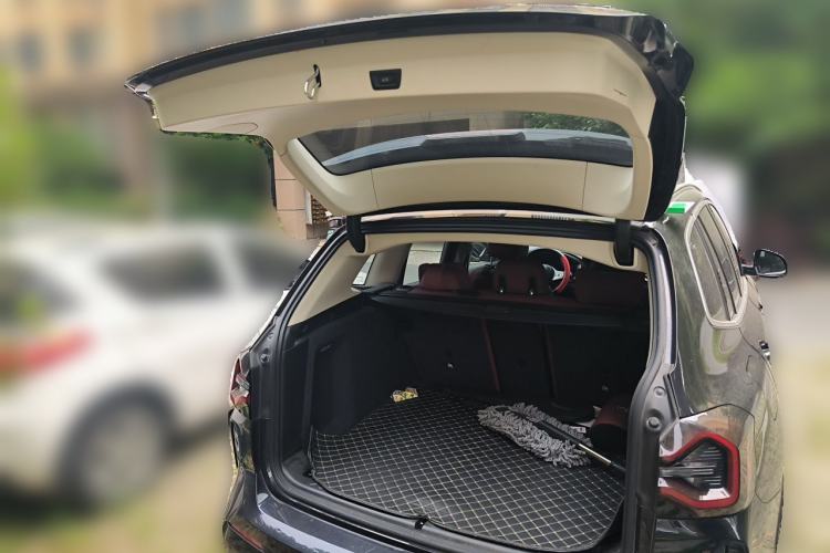 Used BMW X3 2023 xDrive25i M Sport Package Trunk