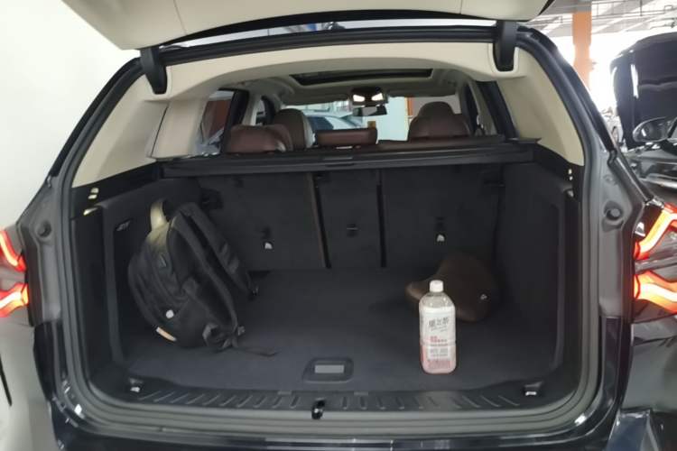 Used BMW X3 2023 Restyled xDrive30i Leading Edition M Night Sky Package Trunk