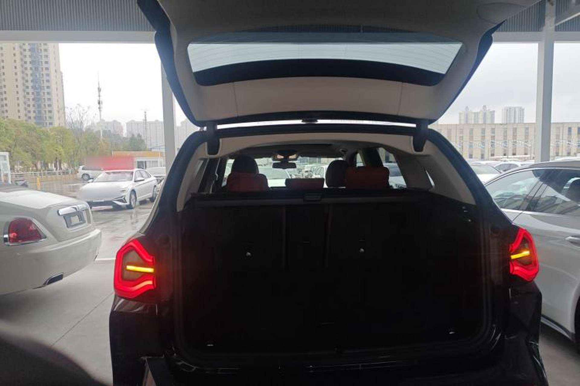 Used BMW X3 2023 xDrive25i M Sport Package Trunk