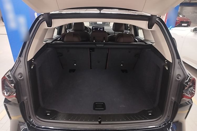 Used BMW X3 2023 xDrive25i M Sport Package Trunk