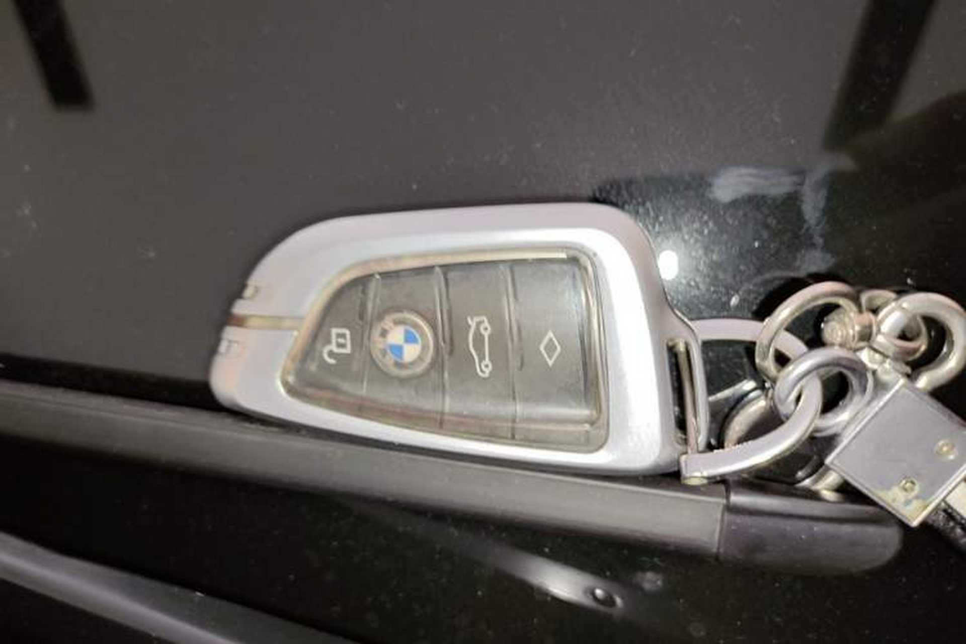 Used BMW X3 2023 Restyled xDrive30i Leading Edition M Night Sky Package Vehicle Key