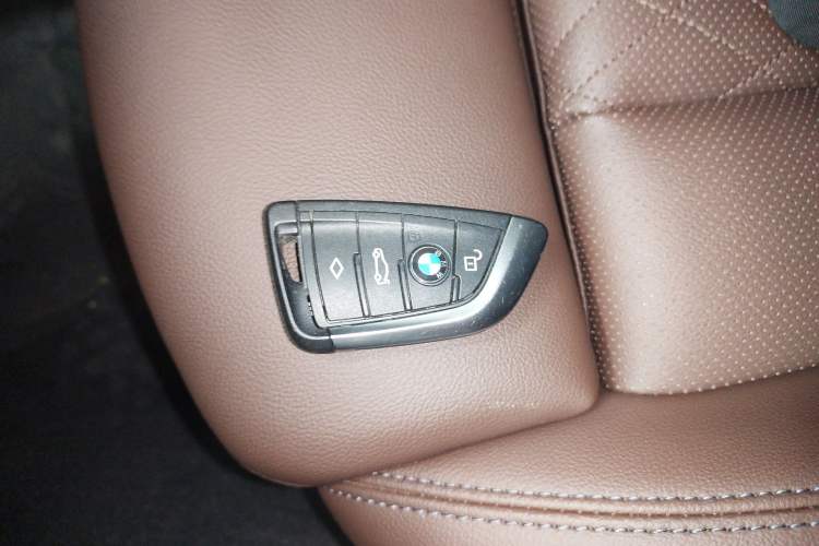 Used BMW X3 2023 xDrive25i M Sport Package Vehicle Key